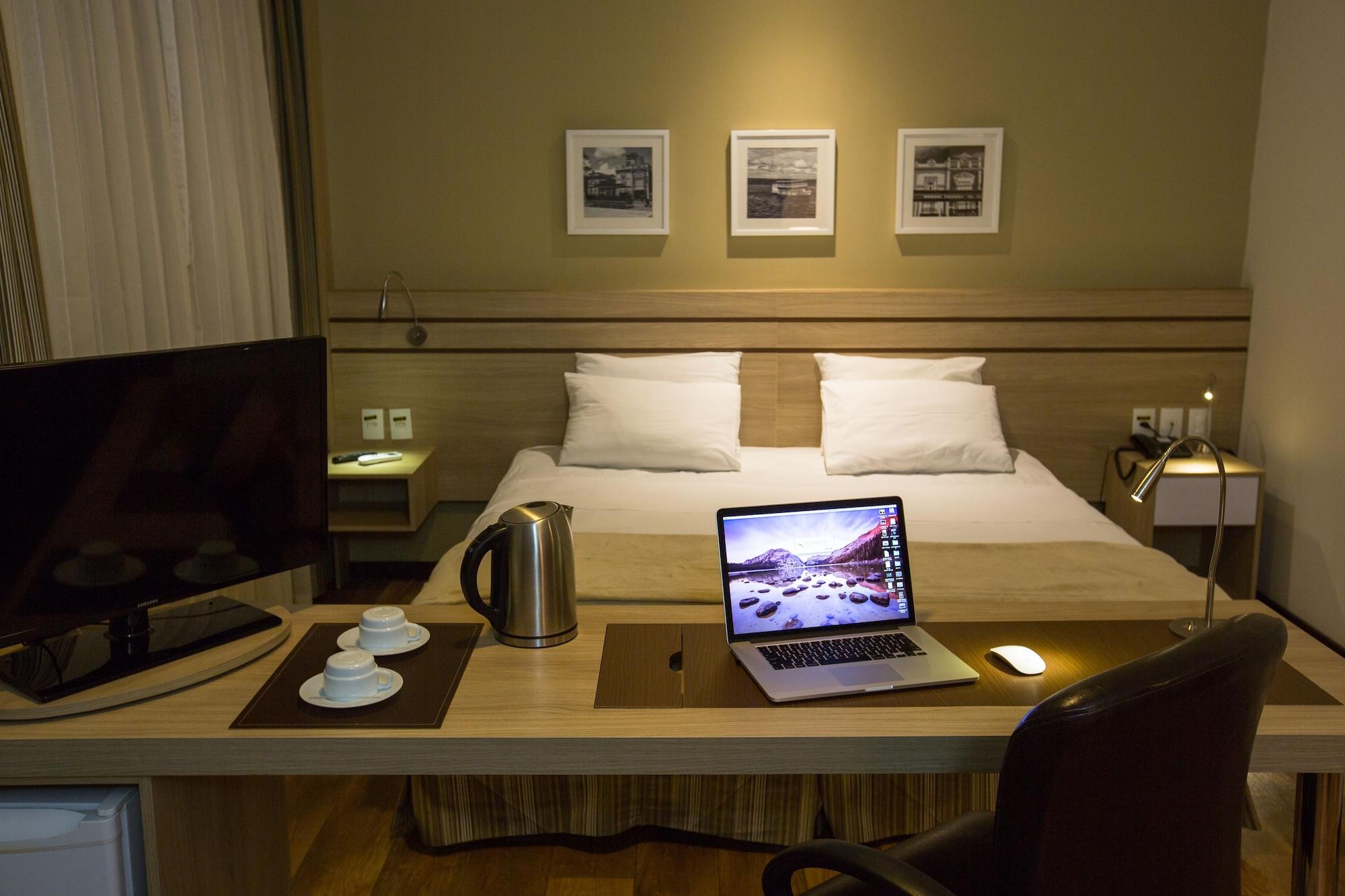 Hotel Intercity 4*