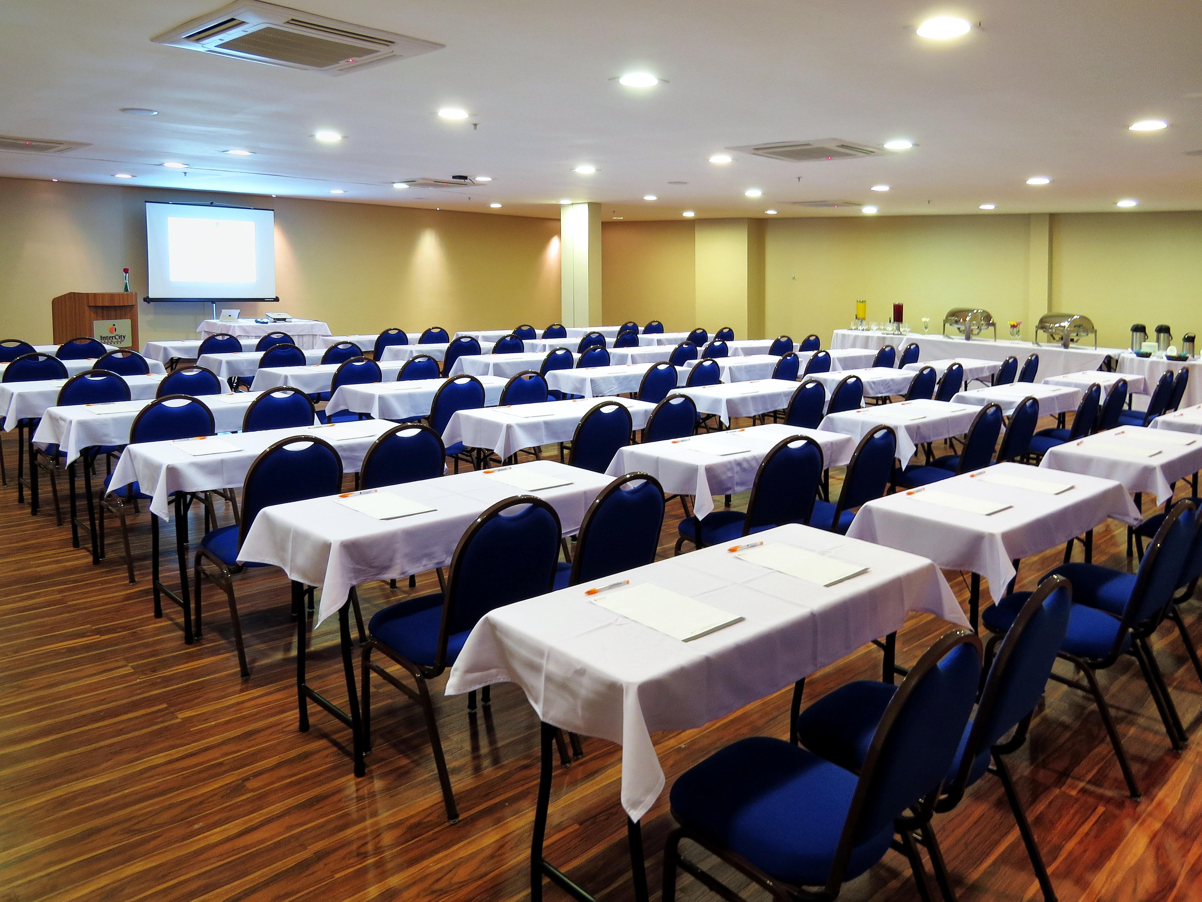 Intercity Hotel