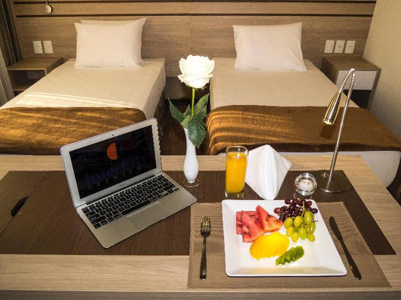 Intercity Hotel
